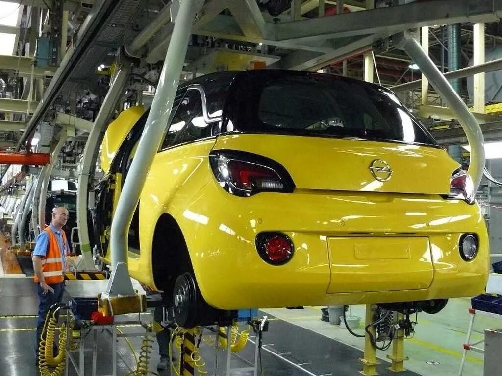 Производитель машины опель. Opel astra j 2010 1. Opel corsa 2012. Производитель машины опель. Opel astra j 2012 седан.