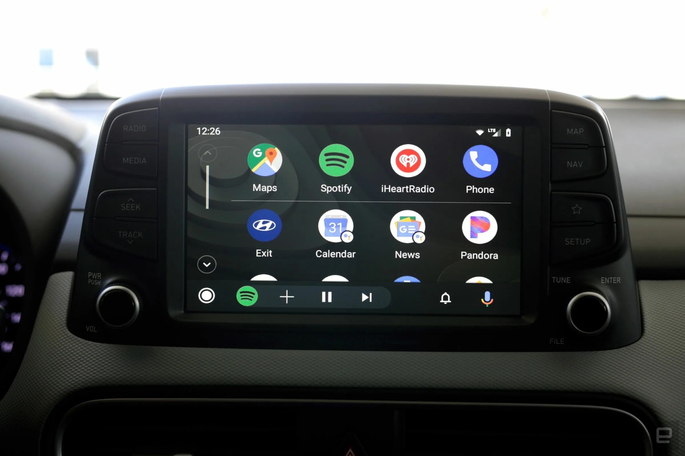 Новый андроид авто. Что такое андроид авто на телефоне. android auto 2048 играть.