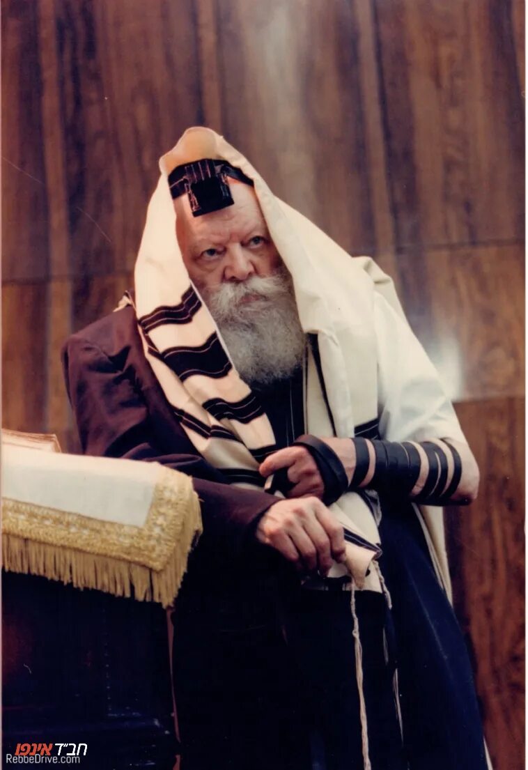 Мошиах. Ребе король мошиах. шнеерсон машиах. любавический ребе король мошиах. любавический ребе в тфилине.