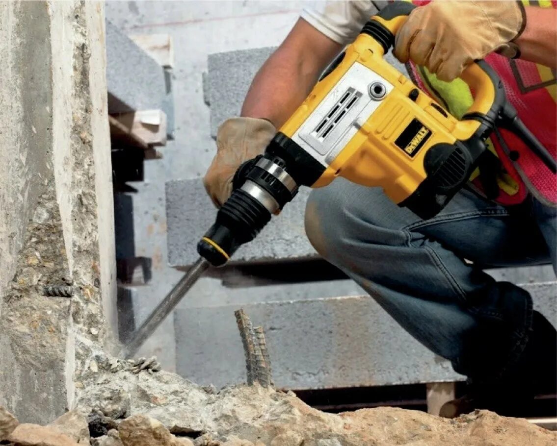 Демонтаж сайт. Отбойный молоток dewalt d25899k. демонтажные работы. перфоратор для сноса стен. демонтаж стен.