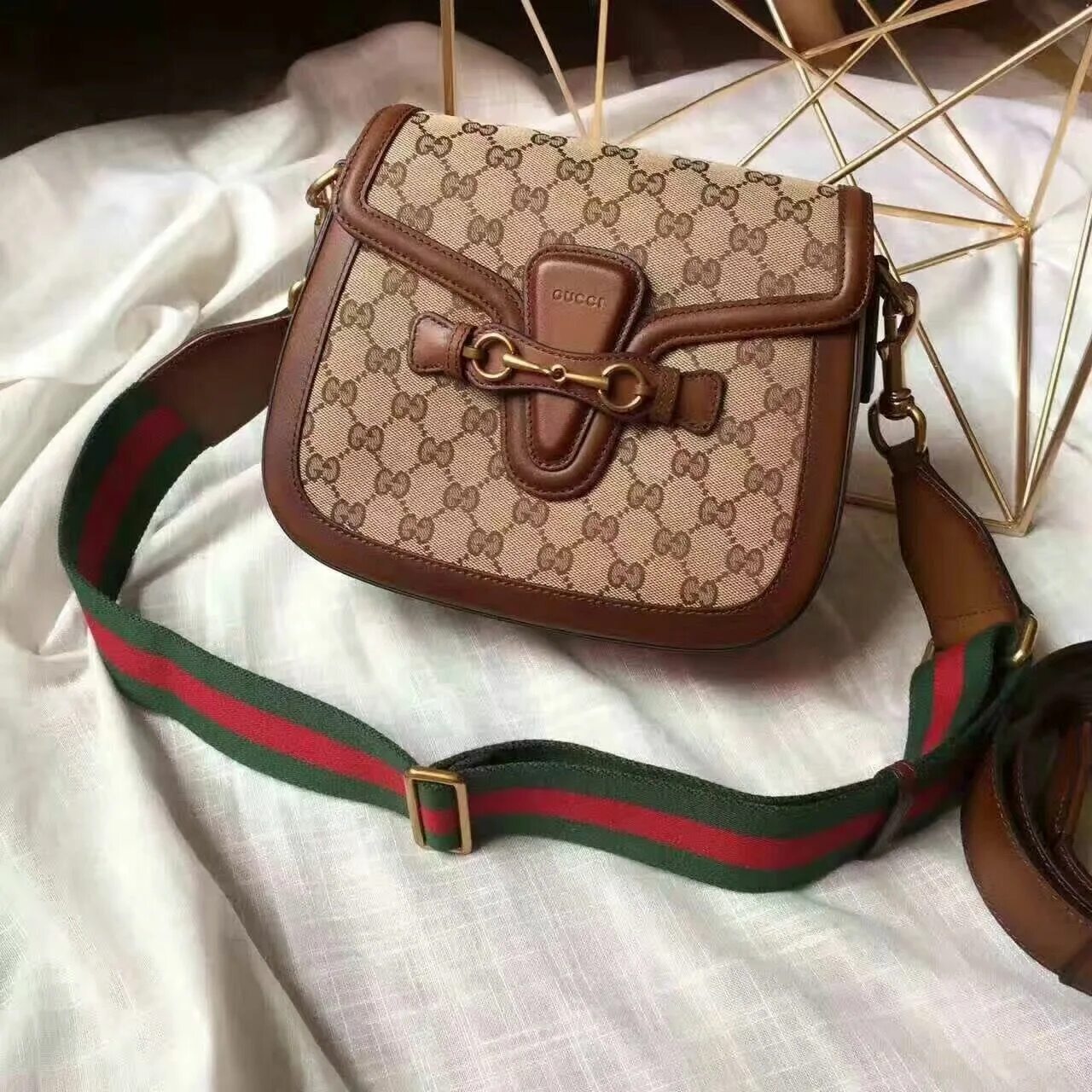 Gucci реплика. Сумка гуччи fake. Сумка гуччи оригинал. Сумочки гуччи оригинал. Сумки гуччи женские оригинал.