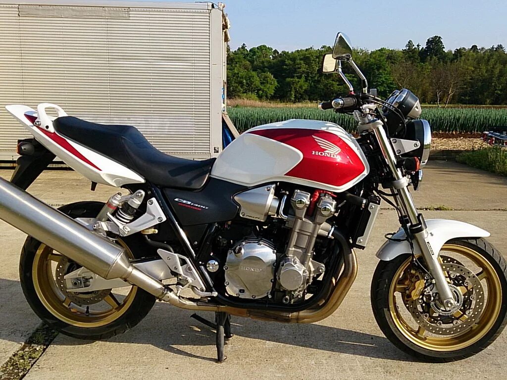 Хонда хорнет 600 2012. Honda x4 новый. Мотоциклы honda технические характеристики. Мотоцикл honda nt 700. Мотоциклы honda технические характеристики.