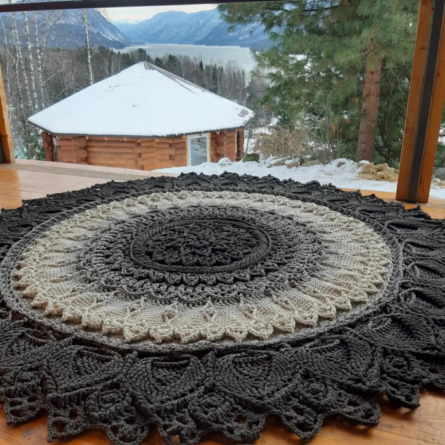 Ковер грация. Ковер вязаный крючком грация. Софья абраменкова вязаные ковры. Ковер грация. Софья абраменкова ковры.