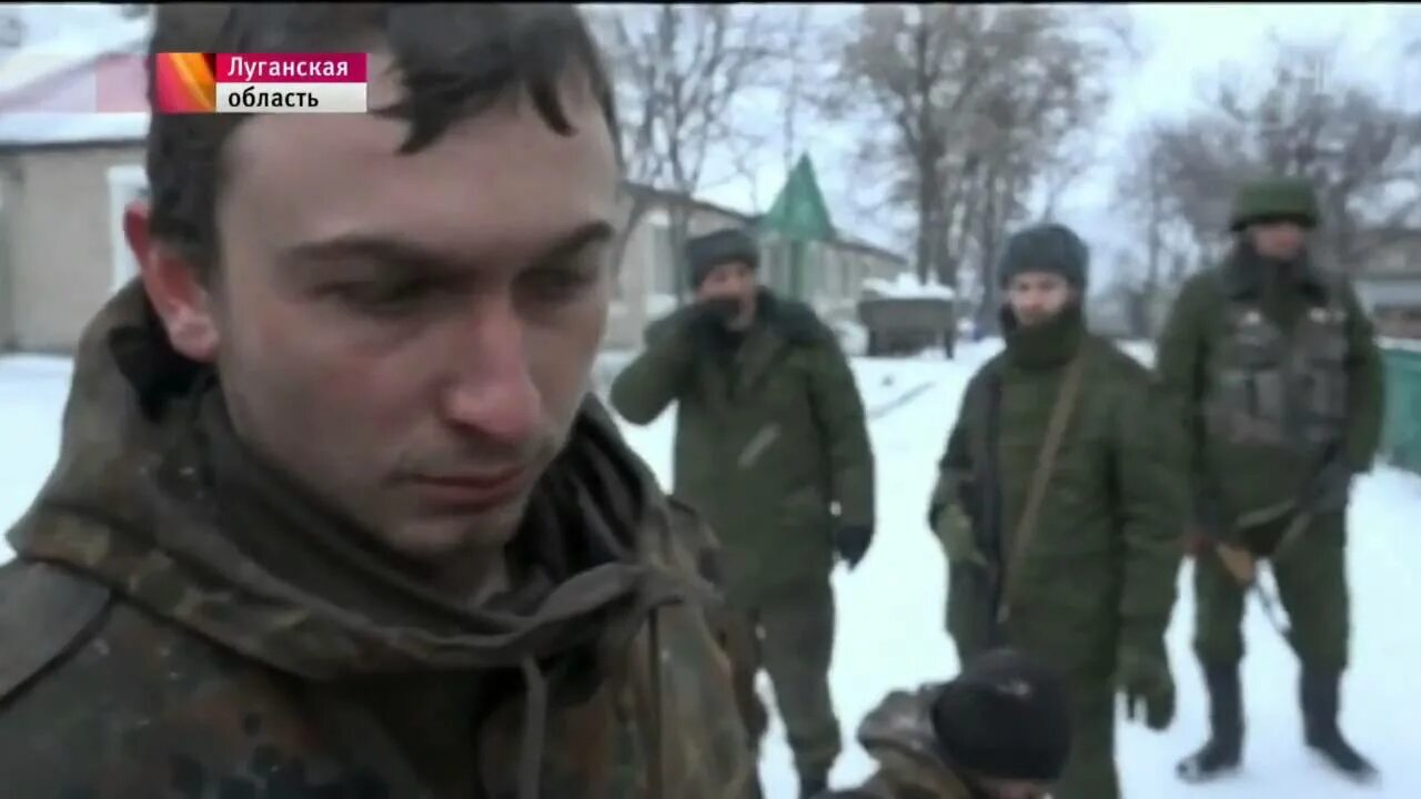 Украинский спецназ в Дебальцево. Дебальцевский котел 2015. Военные РФ берут в плен укропов. Укропы в плену