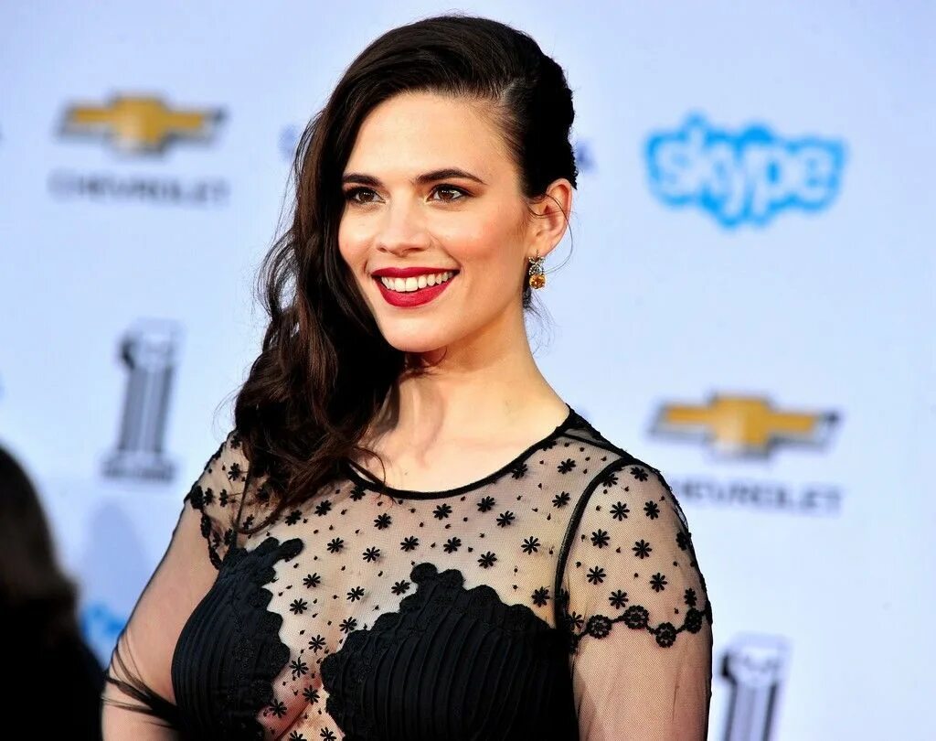 Хейли этвелл фото. Hayley Atwell. Хейли Этвелл хакеры. Хейли Этвелл 18. Хейли Этвелл 2010.