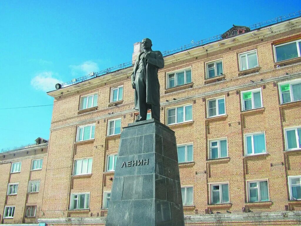 голова ленина ветлосян. голова ленина ветлосян. голова ленина ухта. ленин ухта ветлосян. голова ленина ухта.