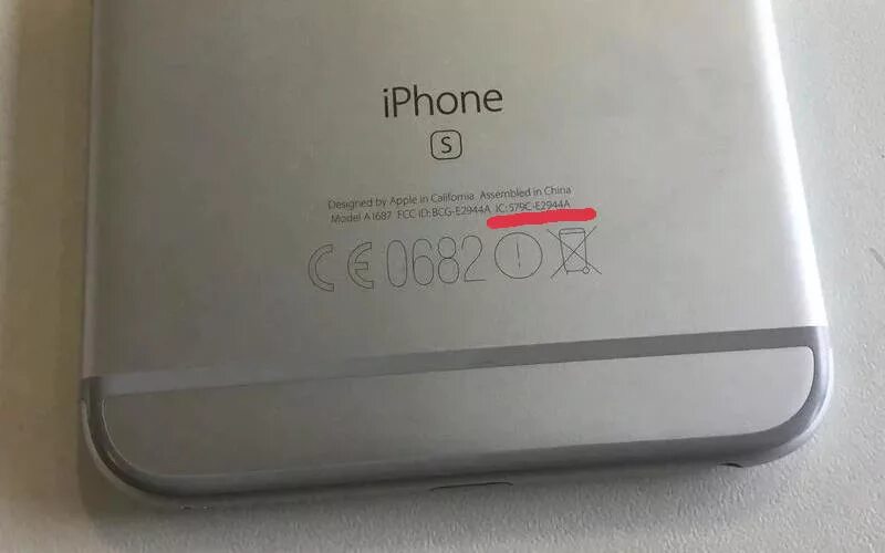 Номер айфона 6. Iphone 6s IMEI на корпусе. Серийный номер айфон 6s. IMEI iphone 6s Plus.