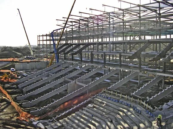 Stadium Steel Beams with various web Openings. Система стадион