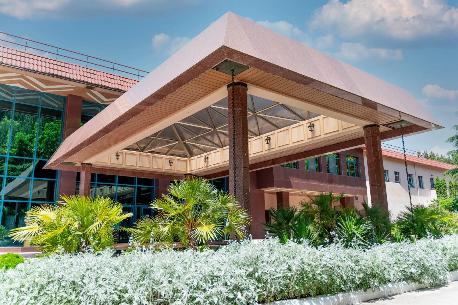 Одиссея краснодарский край. Одиссея wellness resort 5 сочи. Бассейн одиссея лазаревское. Одиссея краснодарский край. Одиссея краснодарский край.