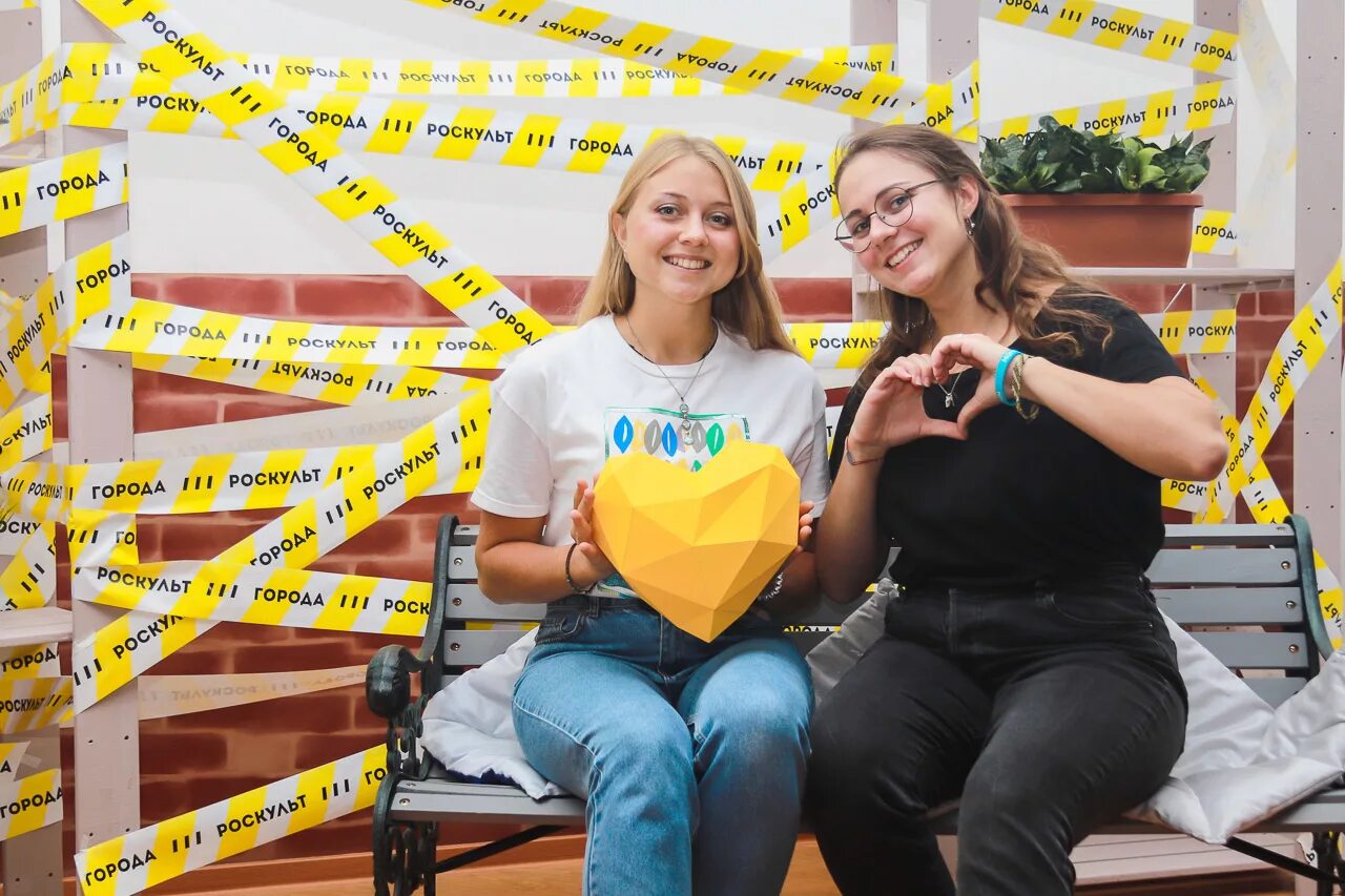 Хакатон это в педагогике. Хакатон. Актион хакатон студенты. Всероссийский хакатон. Хакатон в нгту.