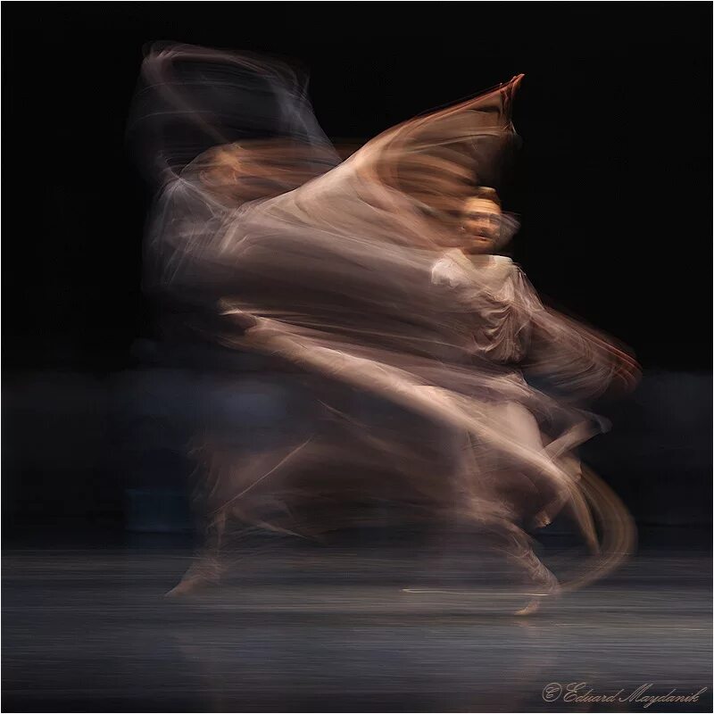 Портрет на длинной выдержке. Съемка с выдержкой. Длинная выдержка со вспышкой. Выдержки со вспышкой. Выдержка для ночной съемки.