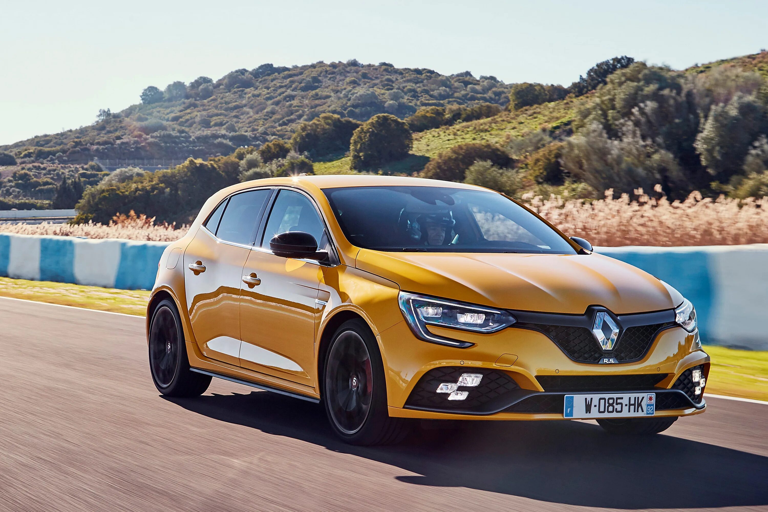 Renault new. Рено Меган новый. Рено Меган 2023. Renault Megane новый. Renault Меган новый.