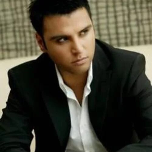 Pin on Handsome guys
