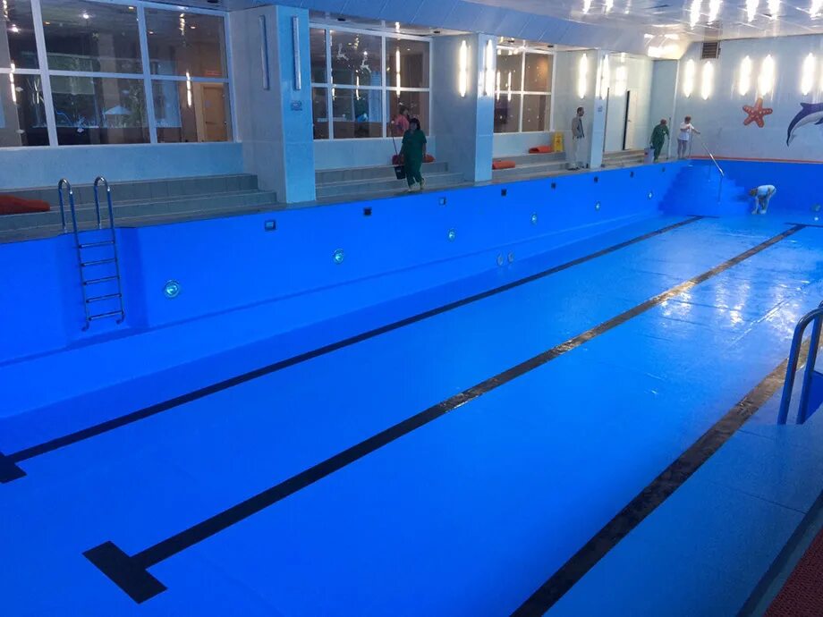 Бассейн сосновый бор димитровград. Фок олимпиец бассейн. Бассейн бор. Мау фок кварц. Бассейн чистые чистые боры.