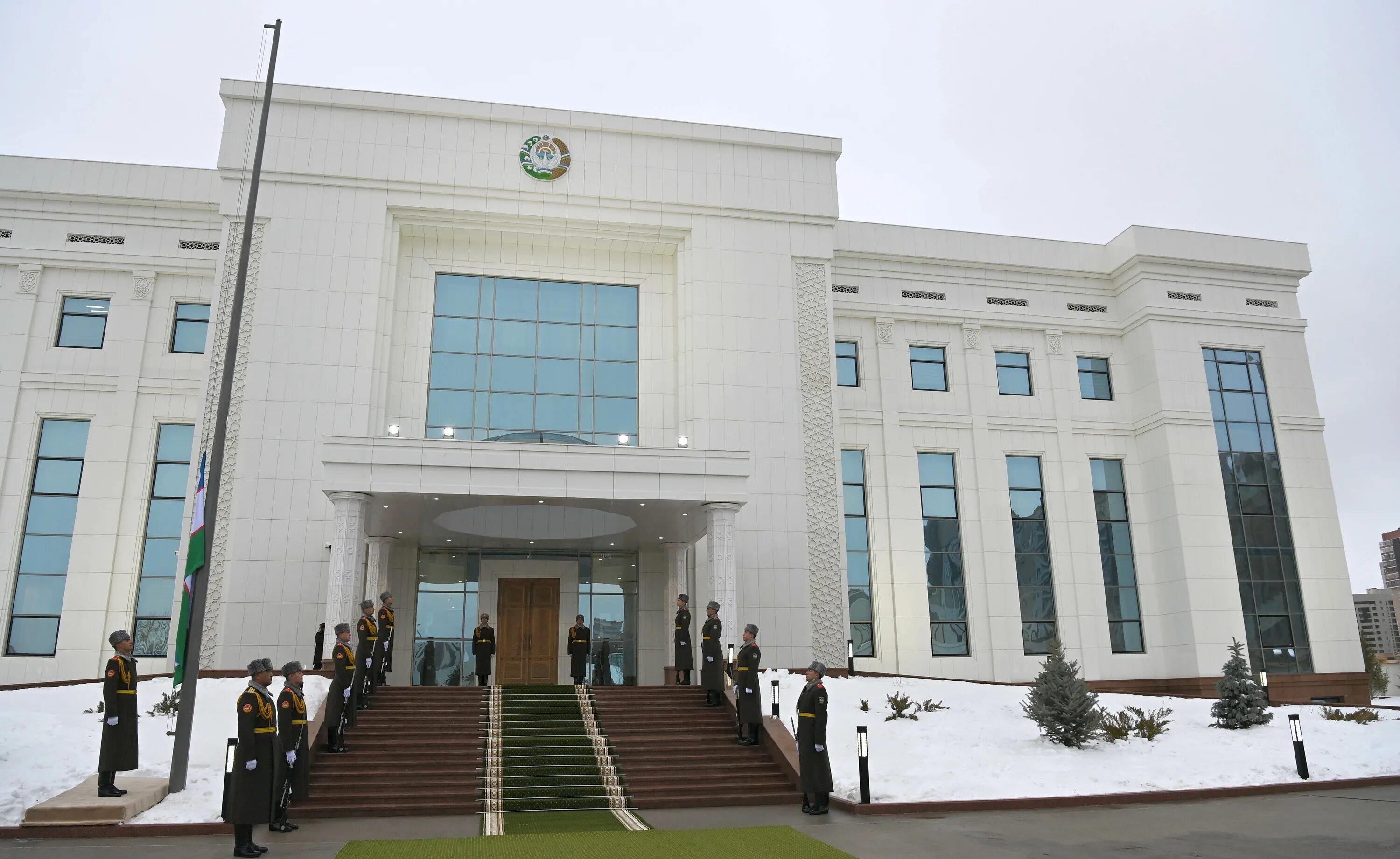 Посольство Казахстана в Ташкенте. Посольство Узбекистана в Астане. МИД Узбекистана здание. Посольство Казахстана в Ташкенте 360.