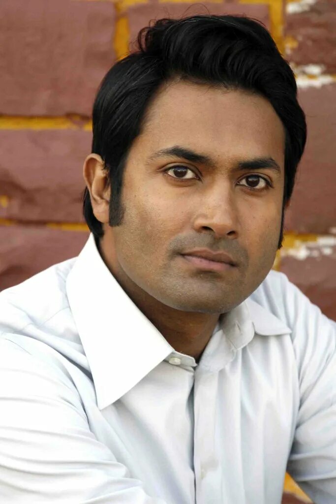 Амар чоудхари. Самрат 1982 индия. Самрат актеры. Рави чакрабарти. Пулкит.