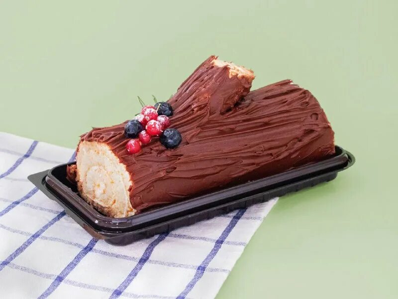 медовая паутинка. свежов торты. торт птичье молоко фото оформления. свежов торты. торт полено.