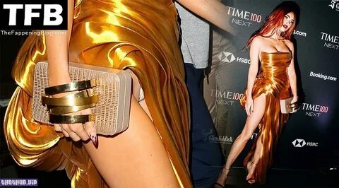 Sexy Megan Fox & MGK Dine at Carbone (70 Photos) Leaks.