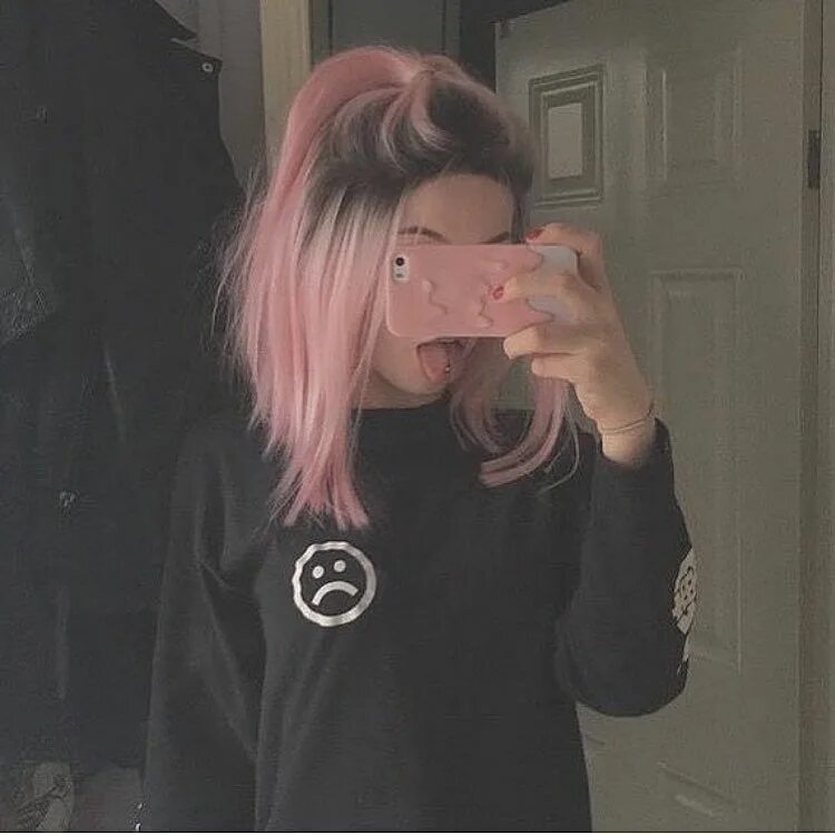 Девочка топ девочка ток. Красивая блондинка из тик тока. Татьяна тик ток. Тик ток девочка в тренде. Крутые девочки.