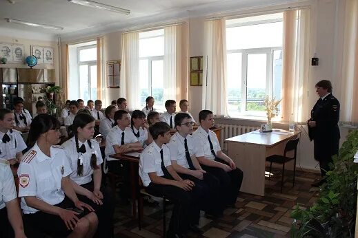 Школа 16 белгород. Школа 16 Белгород фото. Кадеты школы номер 16 Белгород.