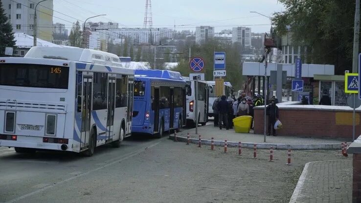 Российская остановка. Улица конева белгород. Автобусные остановки в белгороде.  общественно-транспортные центры белгород. Остановка.