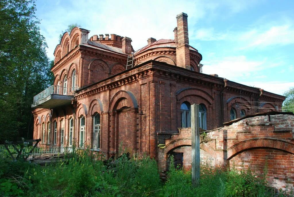 Дома в окуловке новгородской области. Кулотино. Новгородская область поселок городского типа Кулотино. Усадьба Кулотино. Усадьба Приволье Окуловский район.