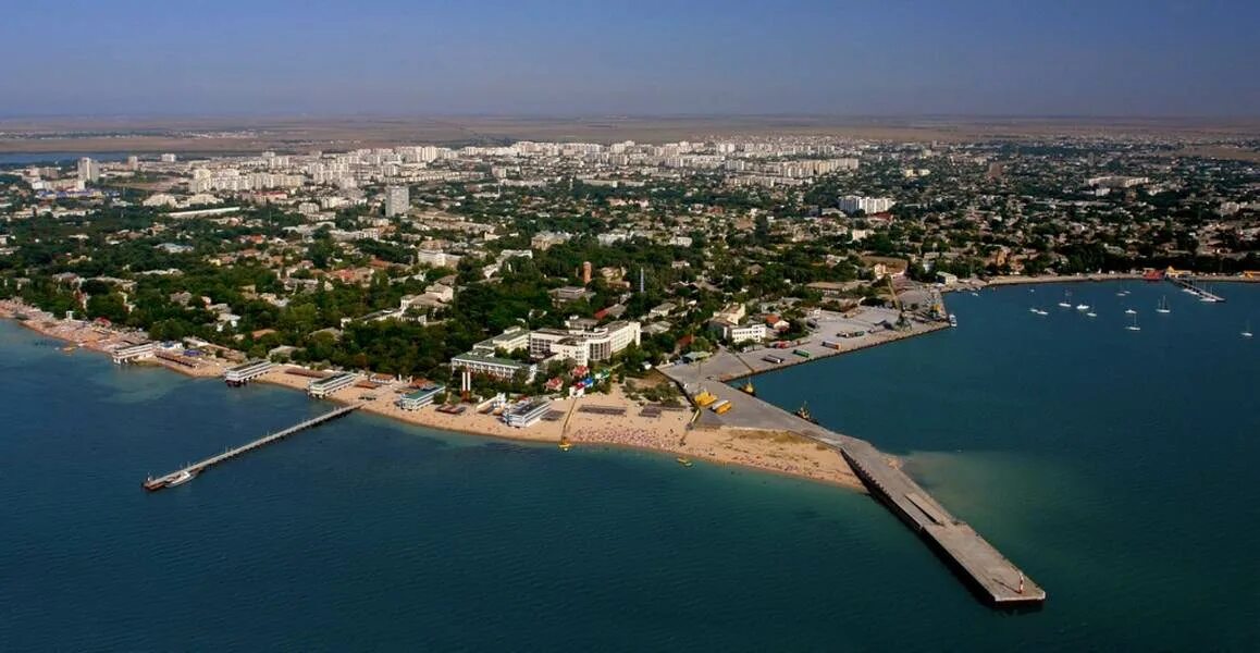 Евпатория сколько. Евпатория город курорт. город евпатория в крыму. город саки евпатория. евпатория виды города.