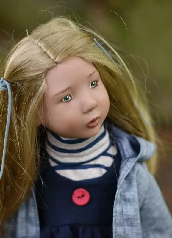 Dolls 2022. Barbie santa doll 2022, рождественский выпуск. Куклы барби 2022 семья. Dolls 2022. Популярные куклы 2022.