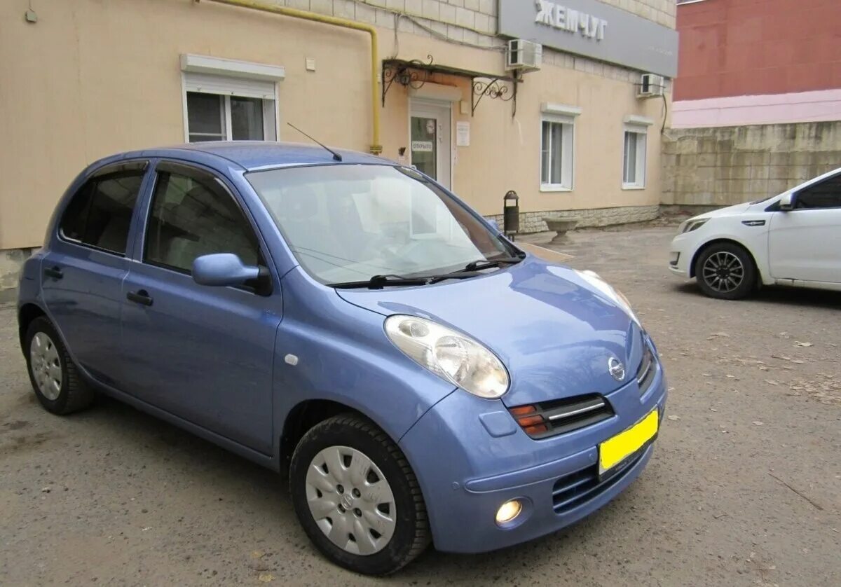 Микро недорого. Nissan Micra 2004. Nissan Micra k12 2004. Ниссан Микра 1.2 2004. Ниссан Микра 2004 год k12.