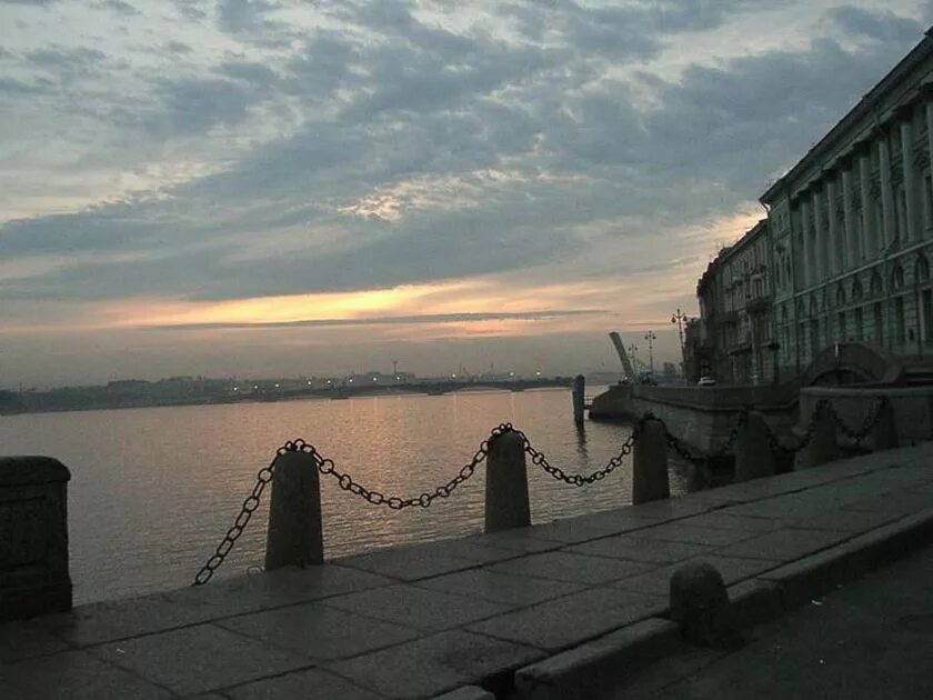 Белая ночь медленно. Ночной питер белые ночи. Белые ночи в питере в июле. Белая ночь lvnx. Белые ночи в питере.