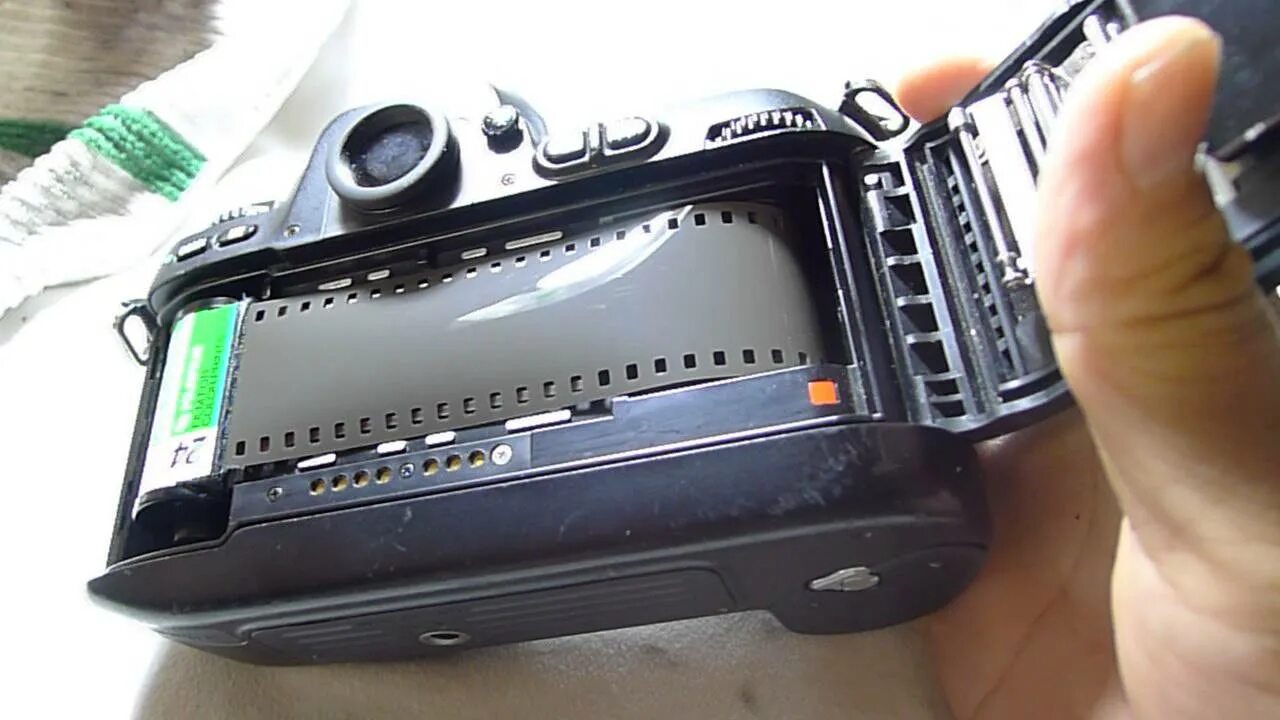Nikon f100. Nikon f100
