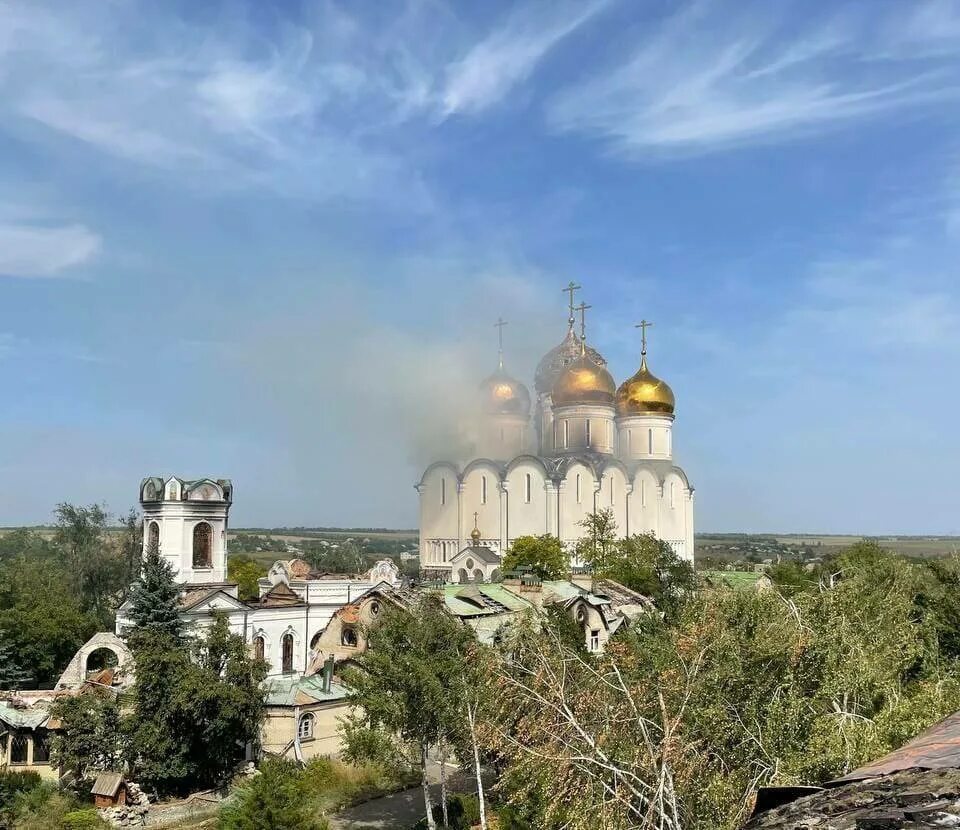 Свято-Успенский Николо-Васильевский монастырь. Николо-Васильевский монастырь Никольское Свято Успенский. Свято-Успенский Николо-Васильевский монастырь Донецкая область. Николо-Васильевский монастырь Донецкая область сейчас. Свято николо васильевский