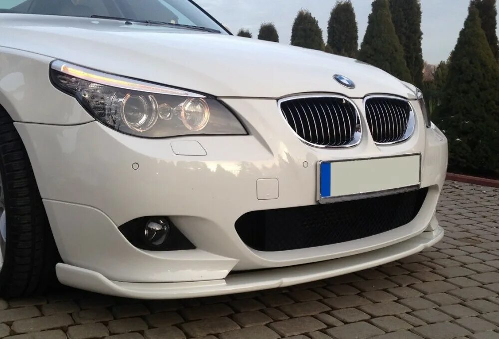 Сплиттер BMW e60. Сплиттер BMW m5 e60. Передний бампер м5 BMW e60. BMW e60 m Tech.