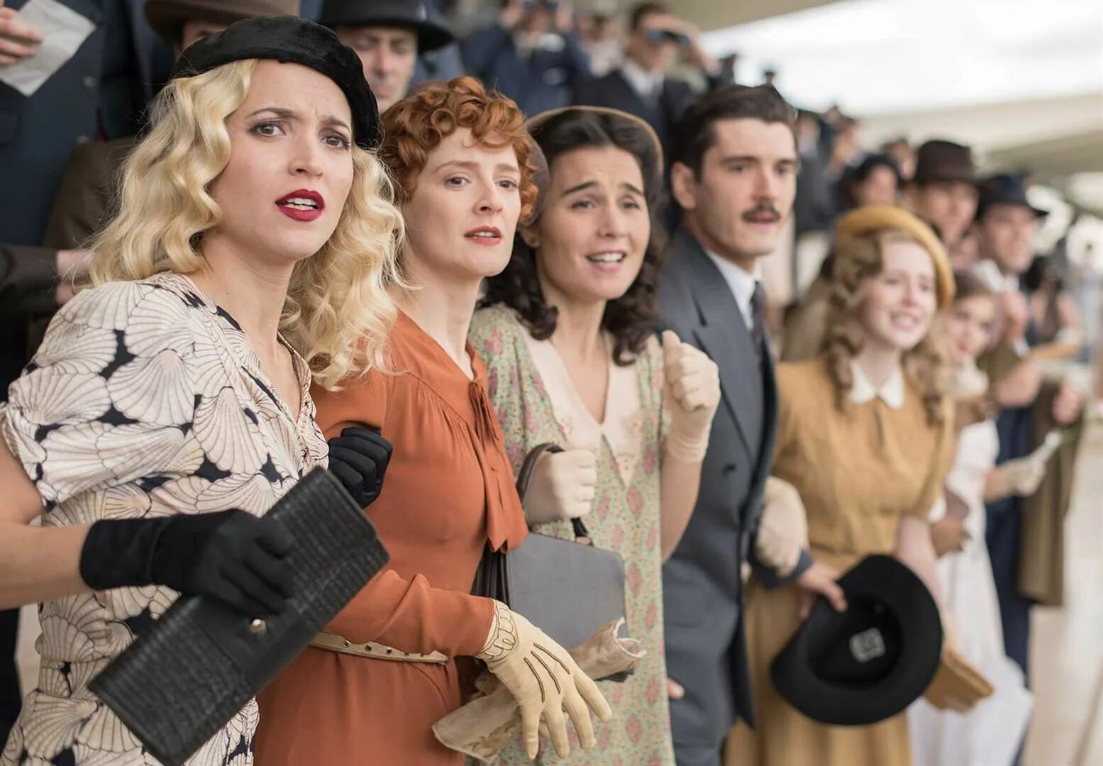 Мэгги сивантос телефонистки. Las chicas cable. Йон гонсалес телефонистки. Телефонистки/las chicas del cable. Йон гонсалес телефонистки.