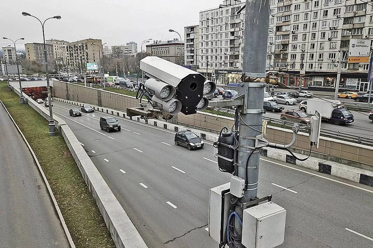 Камера города 2. Дорожные камеры. камера фиксации ремня. камера дорожного наблюдения. камеры фотовидеофиксации.