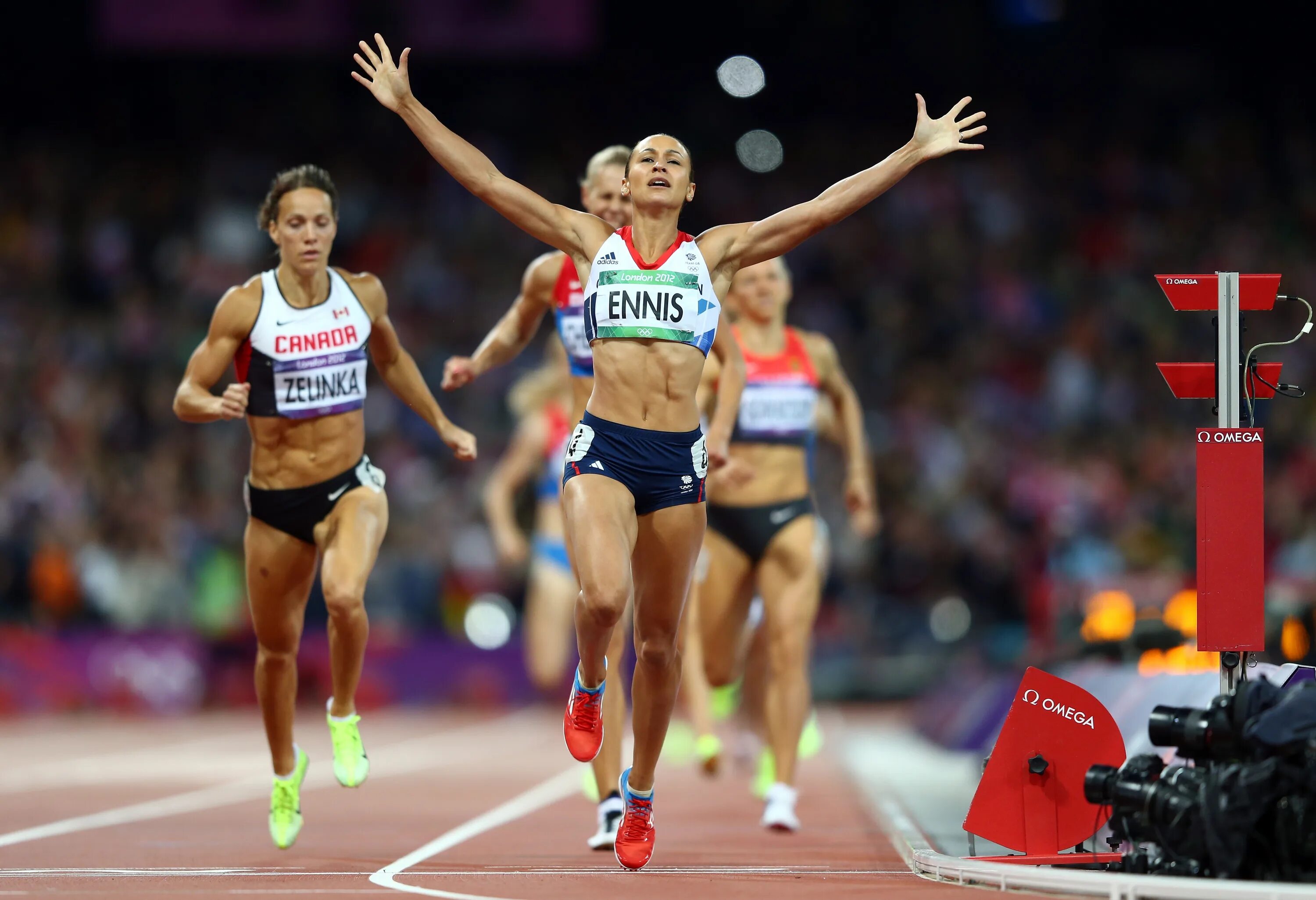 Где живут спортсмены. Jessica Ennis. Спортсмен на финише. Спорт высоких достижений. Эмоции Победы в спорте.