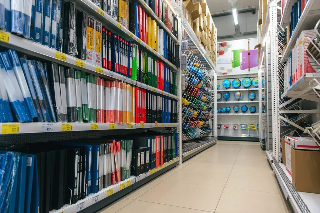 Канцелярский магазин рядом. Магазин канцтоваров рядом. Самый большой магазин канцтоваров. Ессентуки магазин канцелярский мир. Магазин канцелярии рядом со мной.