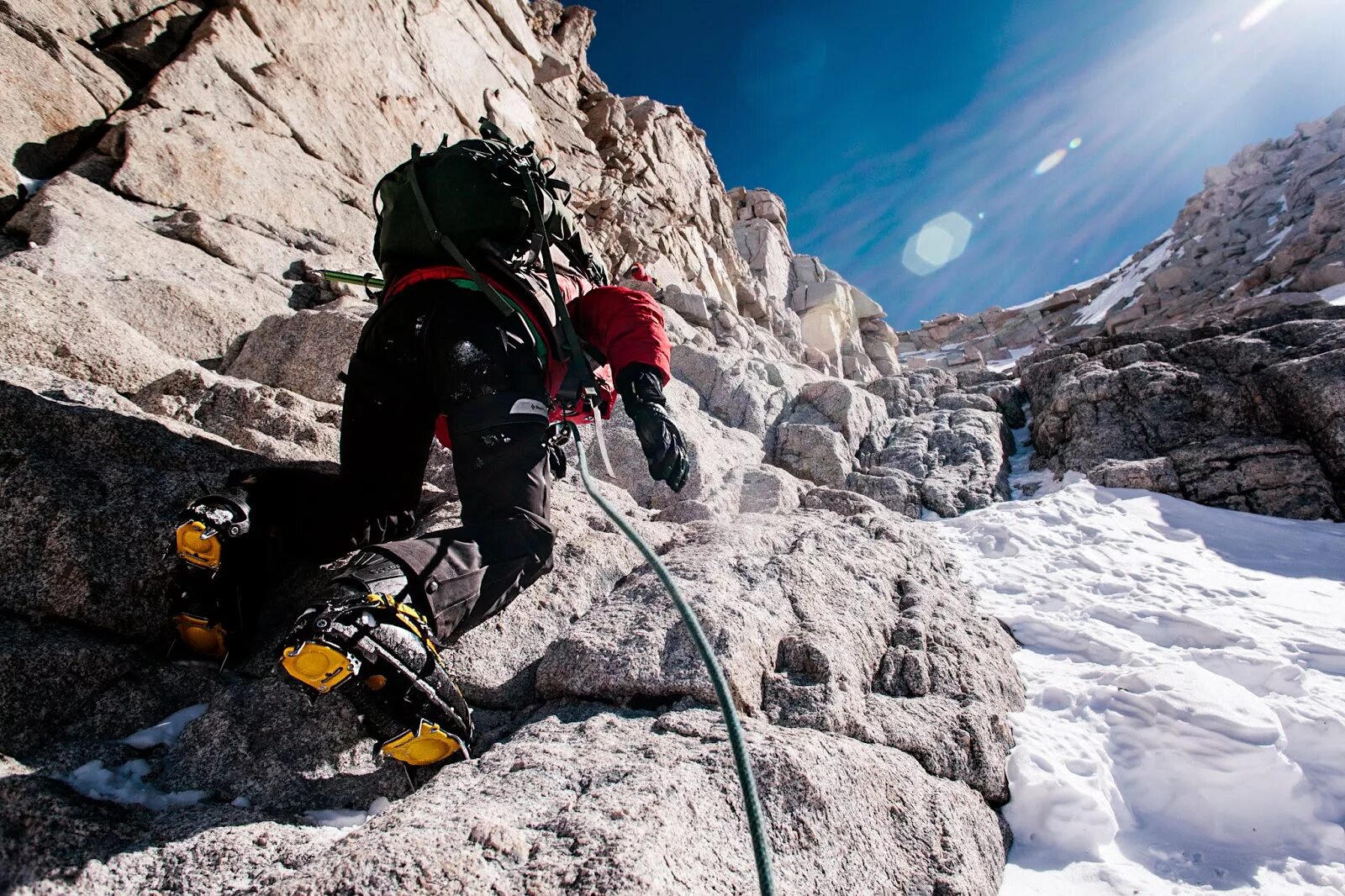 Playing chess mountain climbing astrology. Playing chess mountain climbing astrology. Rock climbing. Playing chess mountain climbing astrology. Мультипитч.