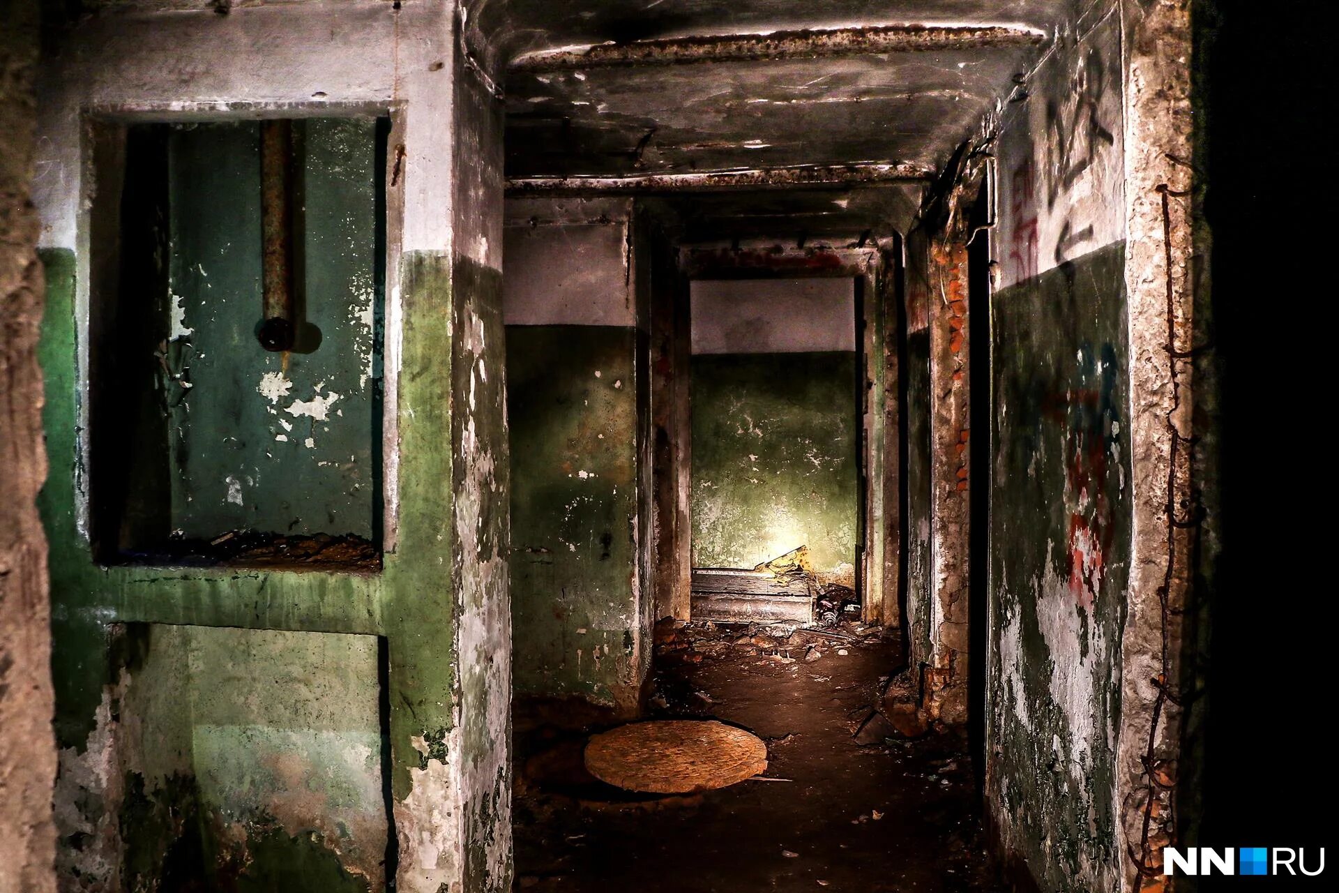 Отель на склоне горы иджеван. Комната в овраге. The sirdalen house, норвегия архитектор. Дом на склоне горы землянка. «дом в холме» артур квормби.