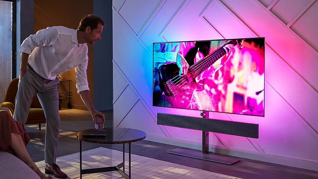 Было 12 телевизоров. Телевизор OLED Philips 65oled984 65" (2019). Телевизор Philips 48oled707. Лучшие телевизоры Philips. Прозрачный телевизор.