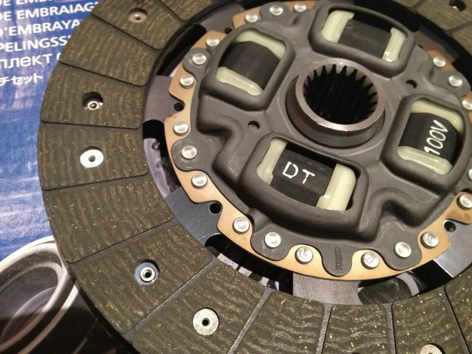 Aisin dm062 диск сцепления. Диск сцепления aisin dt-036. Диск сцепления aisin dm305. Aisin диск сцепления 215 mm. Диск сцепления aisin dtx-174.