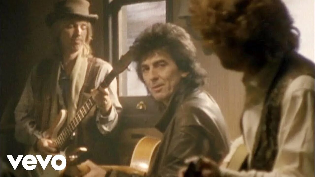 The end of the performance. Группа the traveling wilburys. странствующие уилбериз. the traveling wilburys-фото. jeff lynne george harrison.