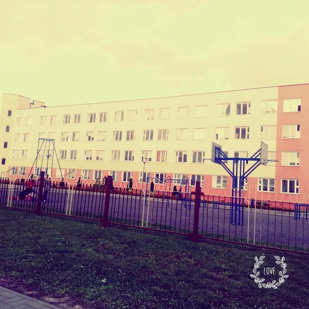 Школа 45 г минск. Школа 45 минск. Минская средняя школа 36. Аттестация учеников в специализированных школах. Школа № 45 2006 минск.