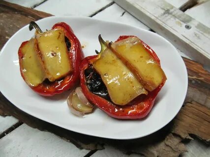 Перец фаршированный маслом