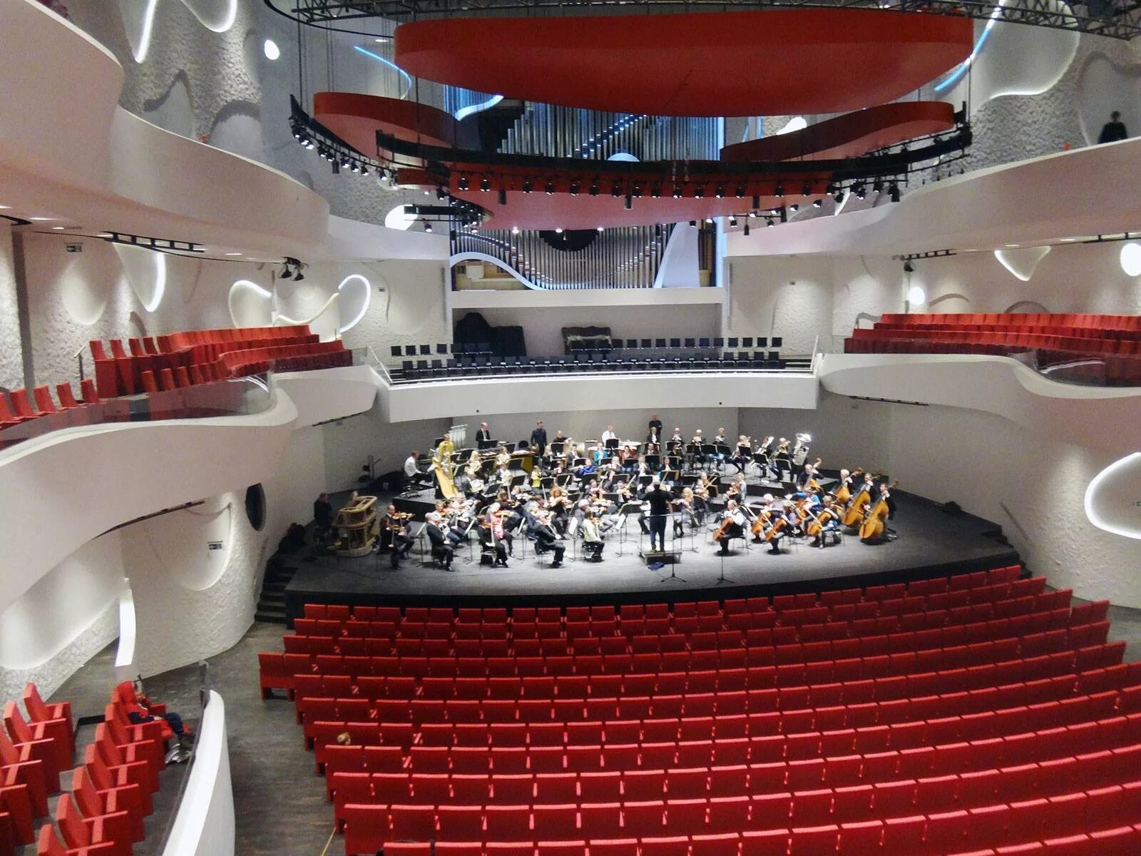 Концертный зал музыкального театра