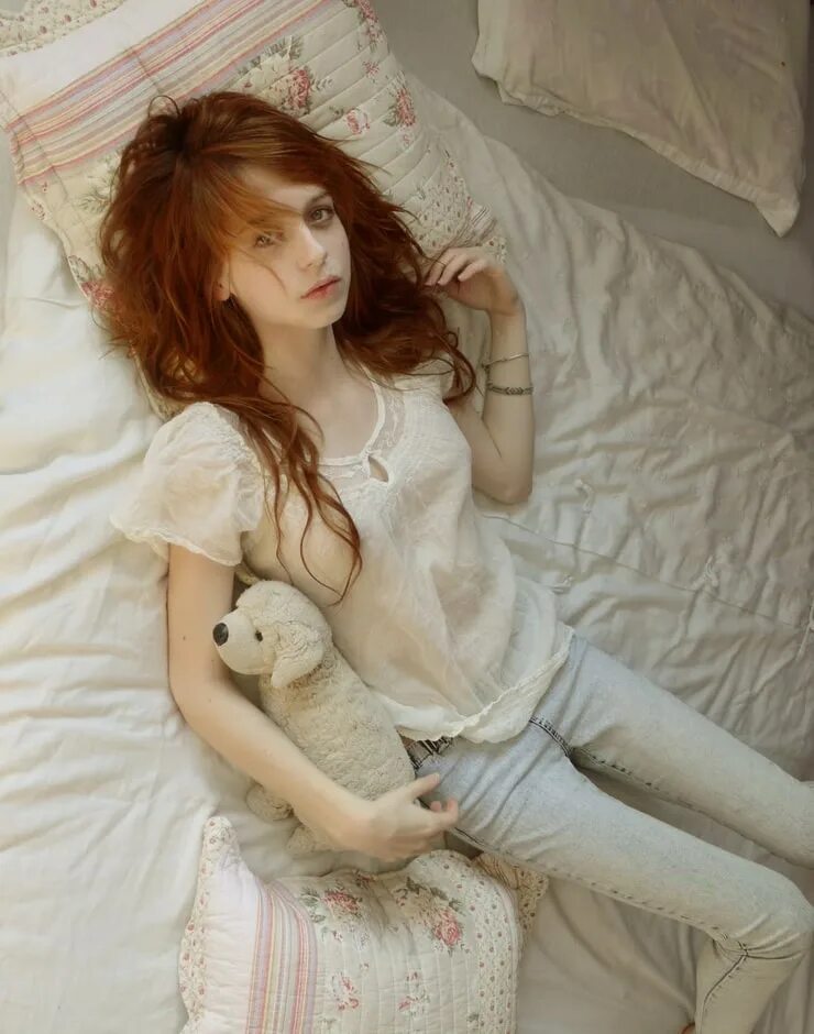 Грейс хартцель. Милую худую. Alexis ren блондинка. Худая рыжая девушка. Марина ласвик модель в белье.