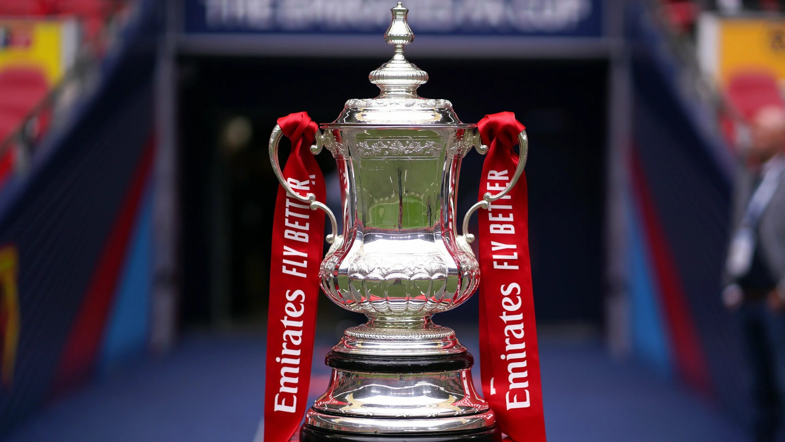 Emirates cup. Кубок фа Англия. Emirates fa Cup. Кубок Англии по футболу 2021-2022. Кубок Англии Кубок.