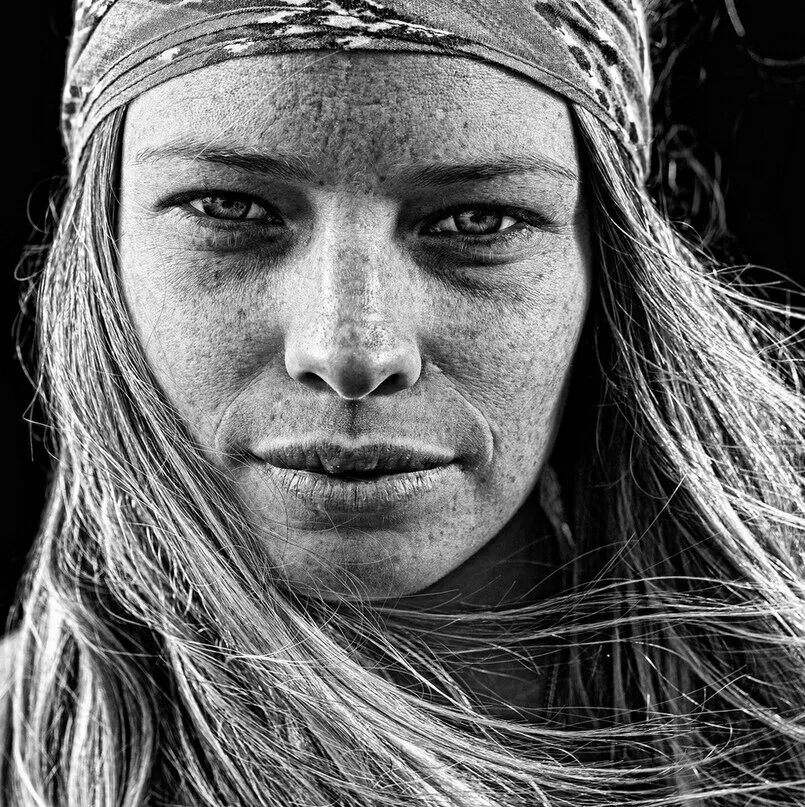 twarze Portrait, Dark rings under eyes, Art photography portrait
