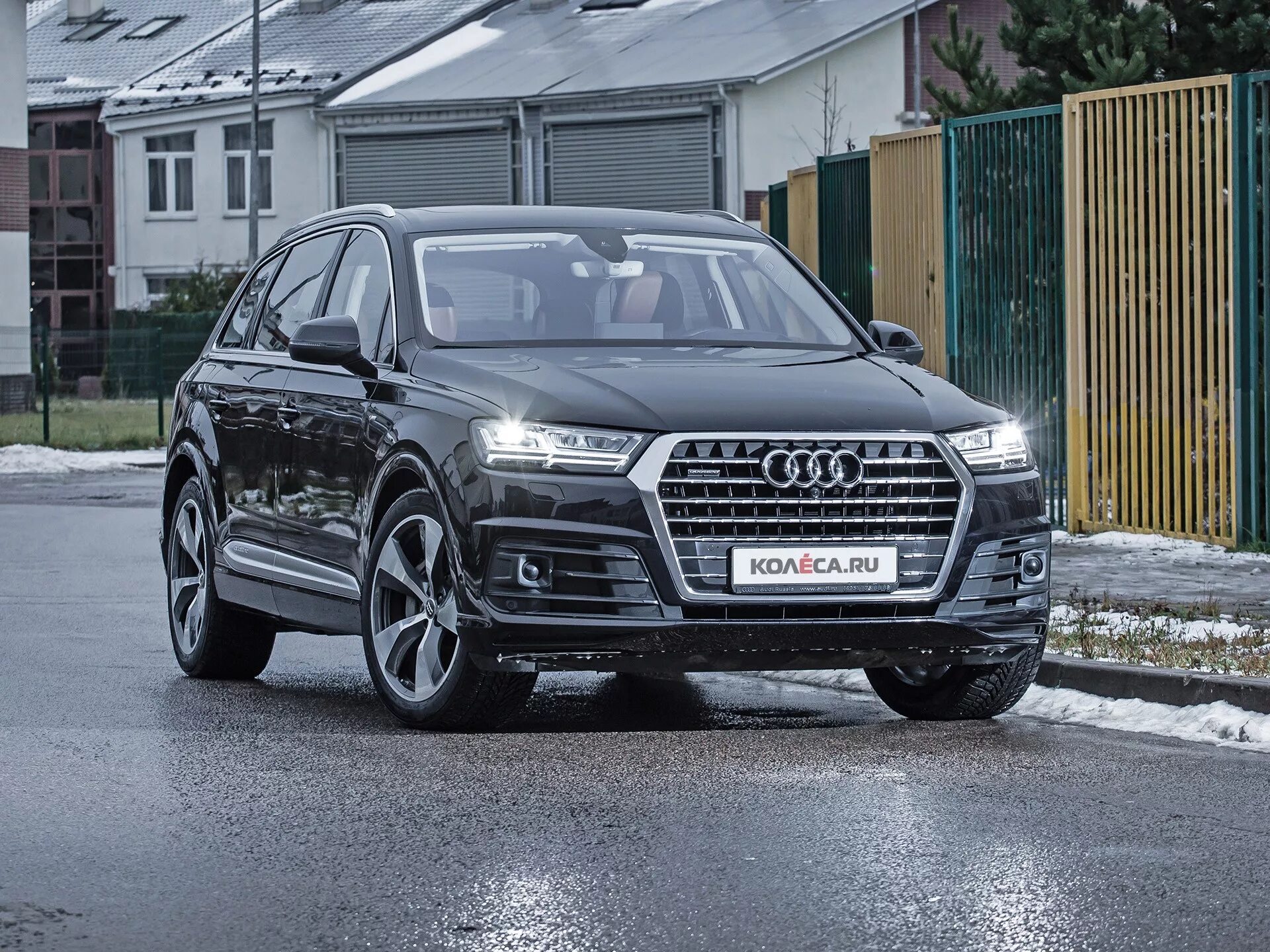 Ауди ку 7 россия. Audi q7 2018. Aidu q7 2018. Felb Rec 7. Новая Ауди q7.