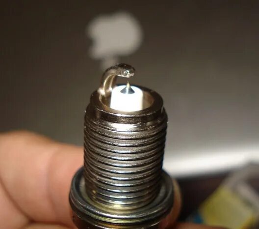 Finwhale fsi102. 6 16 клапанов. Свечи зажигания м 102. Свечи для 102 мотора мерседес. Свечи мерседес 124 102 мотор.